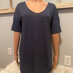 Blue scoop neck long tee